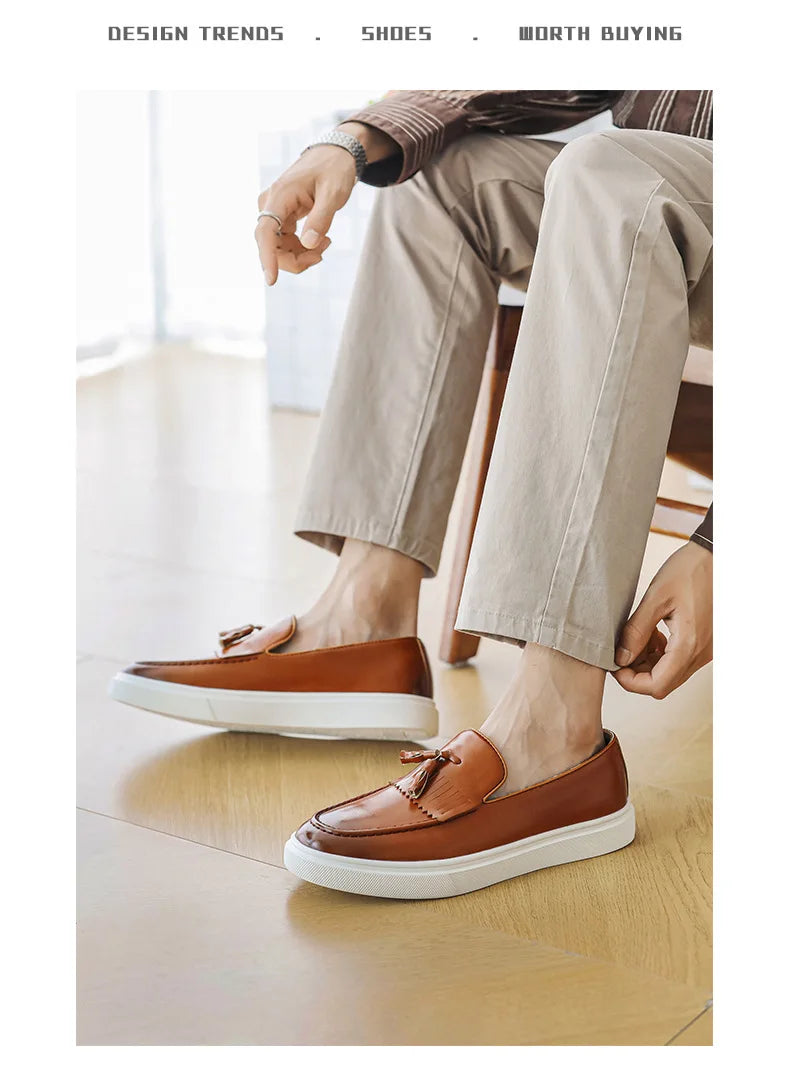 Designer Luxury Mens Wedding Dress 38~46 Tassel Loafers Brand Business Casual Moccasin Leather Driving Formal Suit Shoes for Men